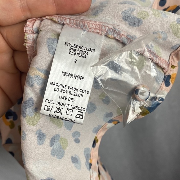 Anthropologie Sadie & Sage Blush Femme Feline Mock Neck Sleeveless Top - Size S - Picture 10 of 13